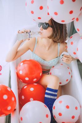 震惊！美丽小蜜蜂2中妈妈究竟是好人吗？数字背后的真相大揭秘！